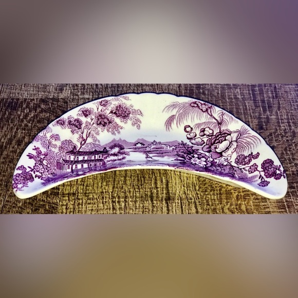 Vintage TONQUIN PLUM Royal STAFFORDSHIRE Clarice Cliff Crescent Bone Plate - Picture 8 of 10